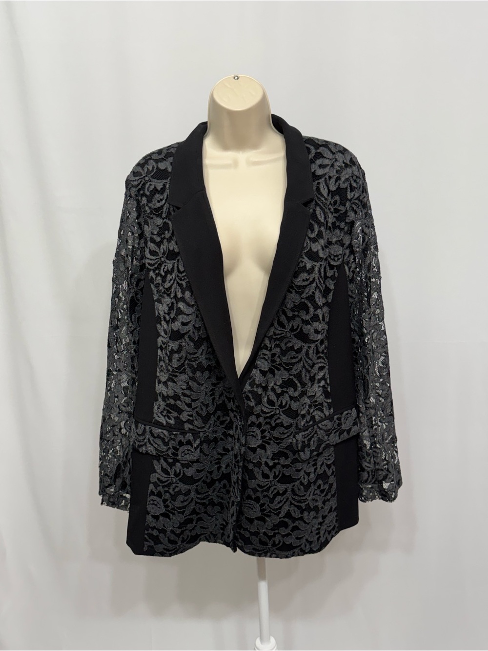Lane Bryant Women’s Black Floral Lace Long Sleeve One Button Stretch Blazer 24